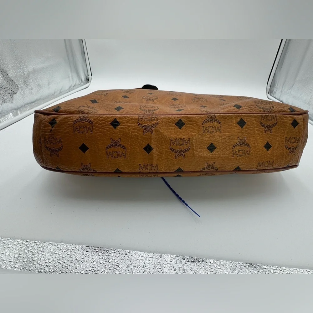 MCM vintage visetos